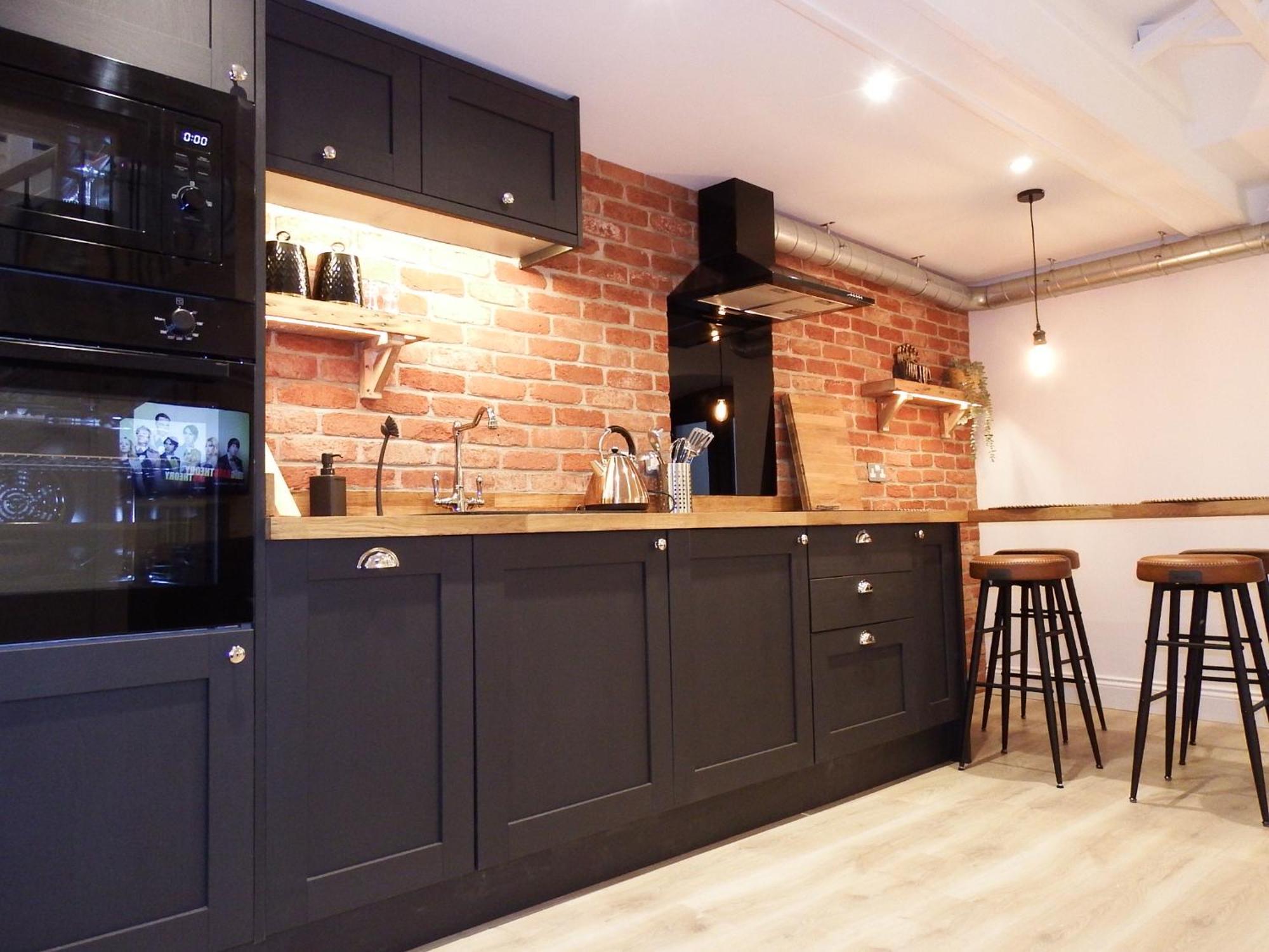 Newly Renovated Stunning Warehouse Apartment 伯恩茅斯 外观 照片